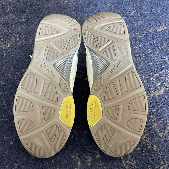 Vionic 1st Ray Technology sneaker - Picture 7 of 7